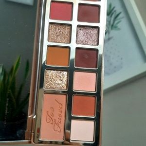 Too Faced Teddy Bare palette